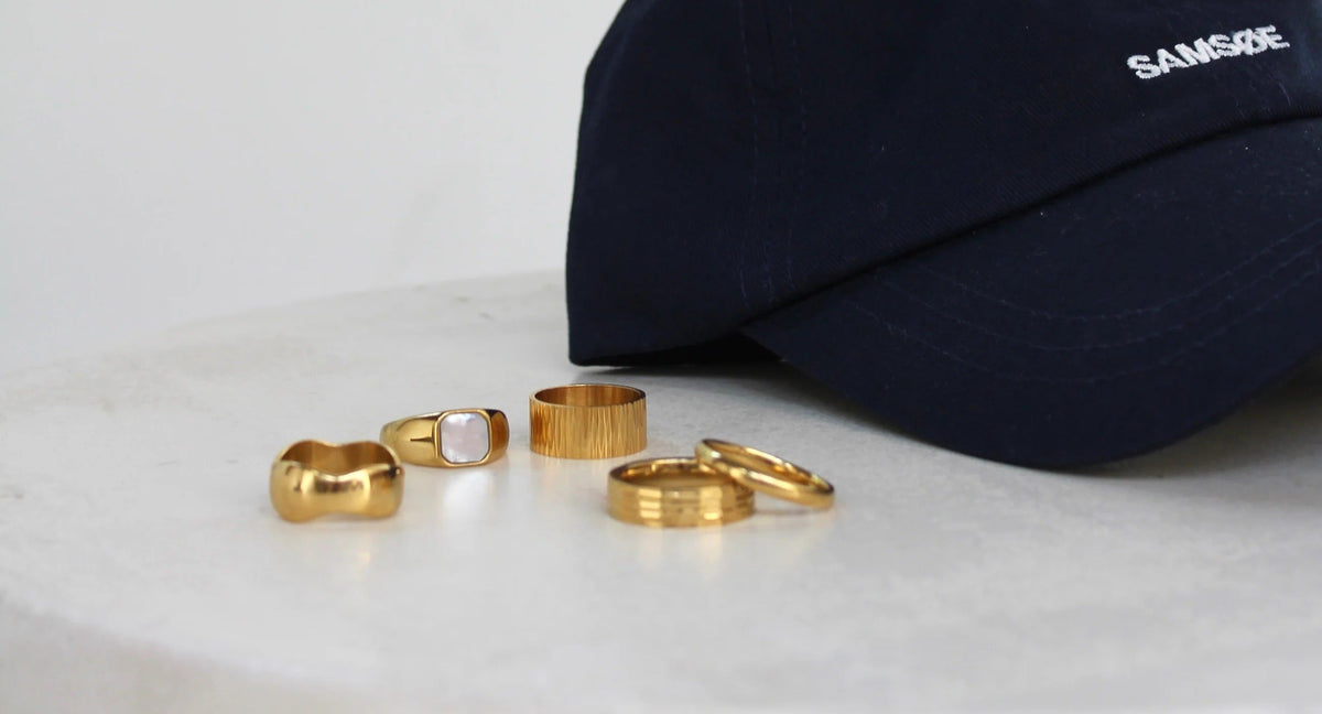 Ontdek de mannen ringen van Notbranded, stainless steel goudkleurig en zilverkleurig