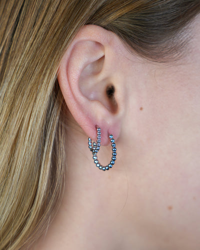 BigDottedJulia_Oorbellen_Zilver_Model