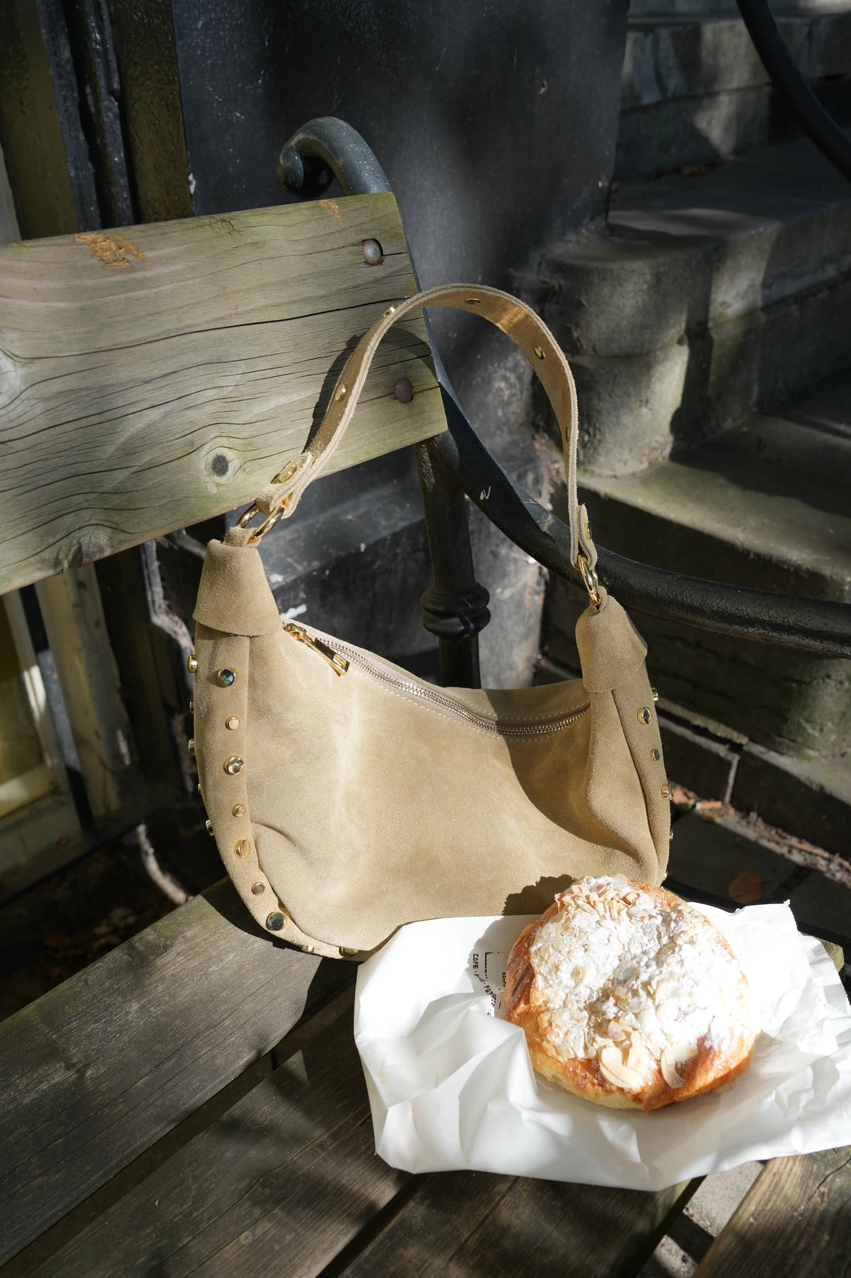 Brooklyn | Schultertasche | Wildleder | Notbranded
