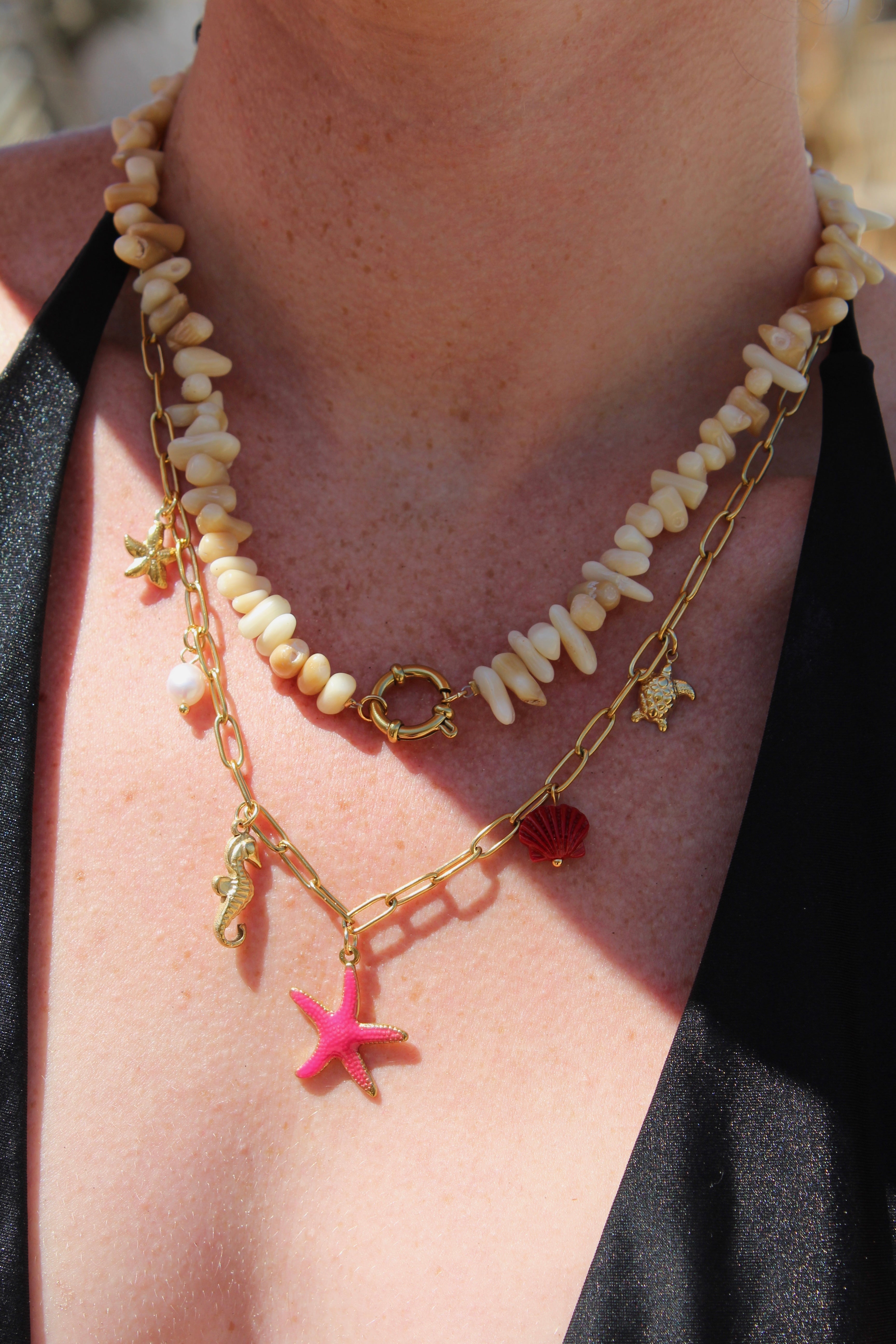 Pretty Shell - Necklace - Stainless Steel