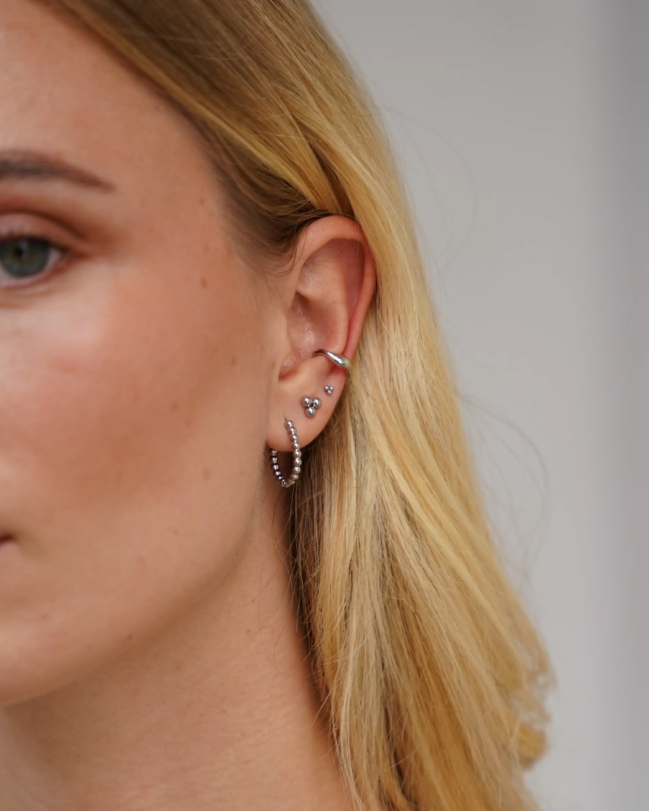 Small Dotted Julia - Earrings - Stainless Steel